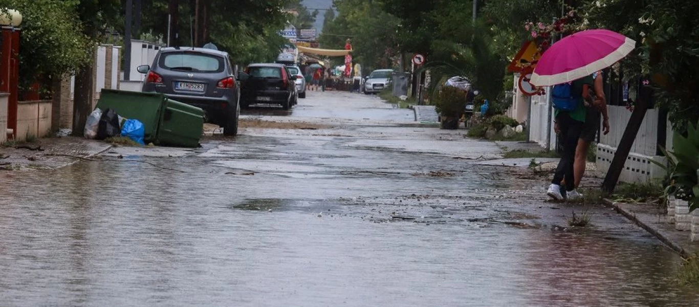 Κακοκαιρία στην Ελλάδα: Χαλάζι και διακοπές ρεύματος σε πολλές περιοχές